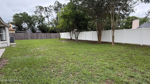9832 OXFORD STATION Drive, Jacksonville, FL 32221
