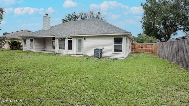 9832 OXFORD STATION Drive, Jacksonville, FL 32221