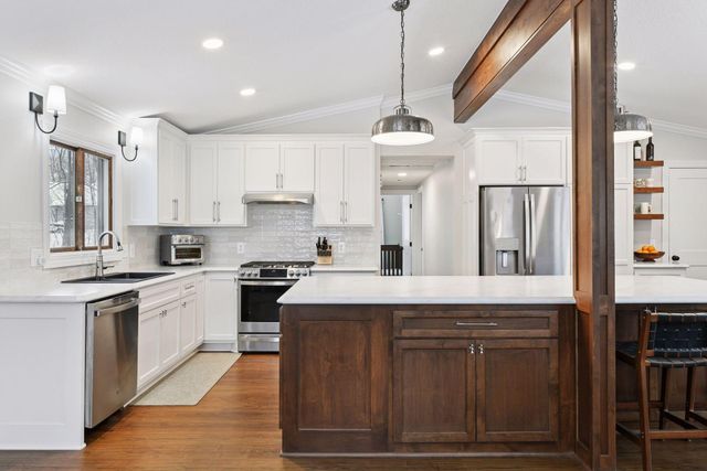 4980 Suburban Drive, Excelsior, MN 55331