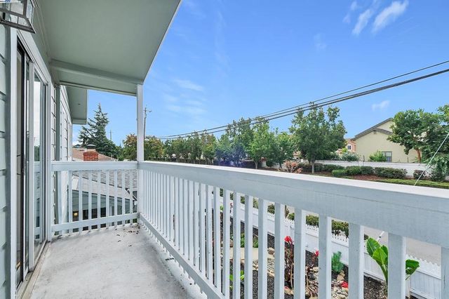 24920 Soto Rd, Hayward, CA 94544