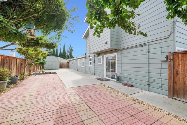 24920 Soto Rd, Hayward, CA 94544