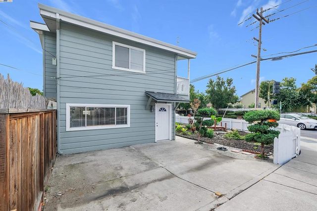 24920 Soto Rd, Hayward, CA 94544