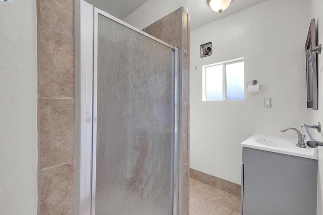 24920 Soto Rd, Hayward, CA 94544