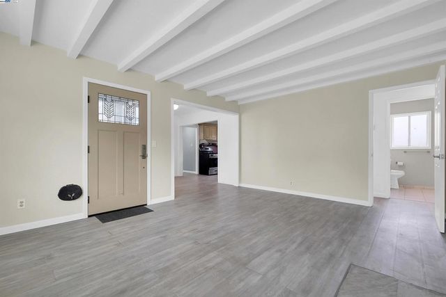 24920 Soto Rd, Hayward, CA 94544