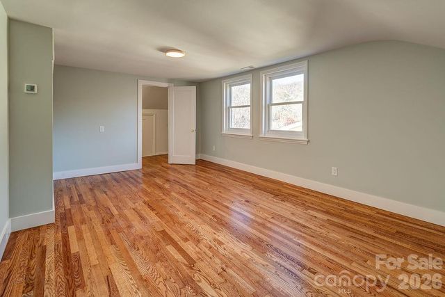 55 Cisco Road, Asheville, NC 28805