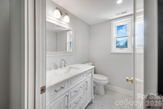 55 Cisco Road, Asheville, NC 28805