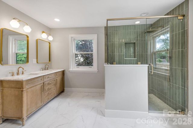 55 Cisco Road, Asheville, NC 28805