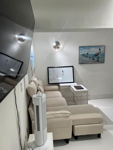 246 Poinciana Dr 504, Sunny Isles Beach, FL 33160