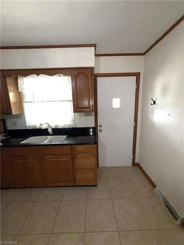 6110 Auburndale Drive, Greensboro, NC 27410