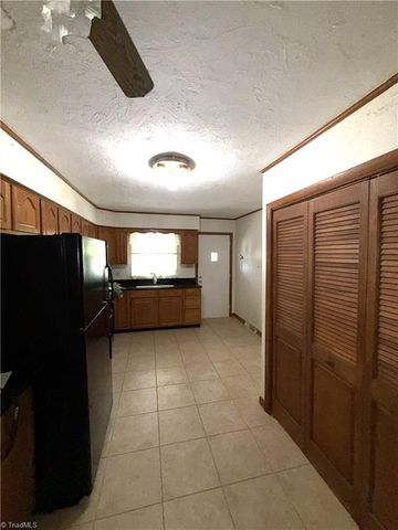 6110 Auburndale Drive, Greensboro, NC 27410