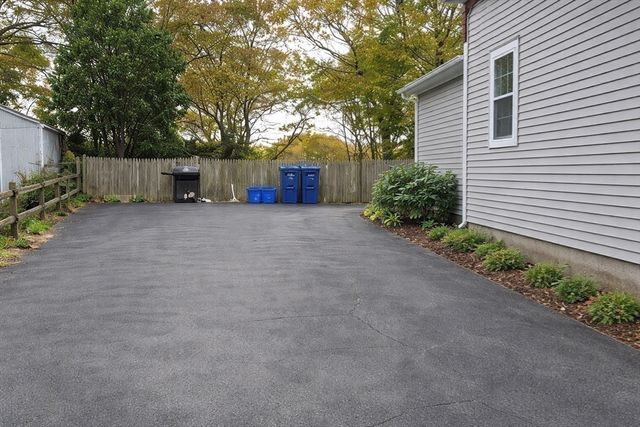 58 Bennett St 1, Wakefield, MA 01880