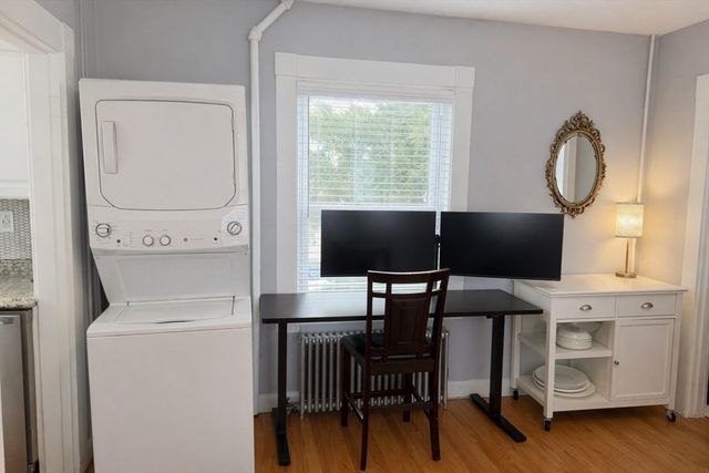 58 Bennett St 1, Wakefield, MA 01880