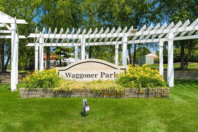 380 Oxford Oak Drive, Blacklick, OH 43004