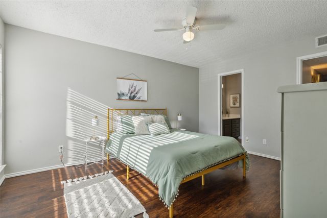 15151 Berry Trail 706, Dallas, TX 75248