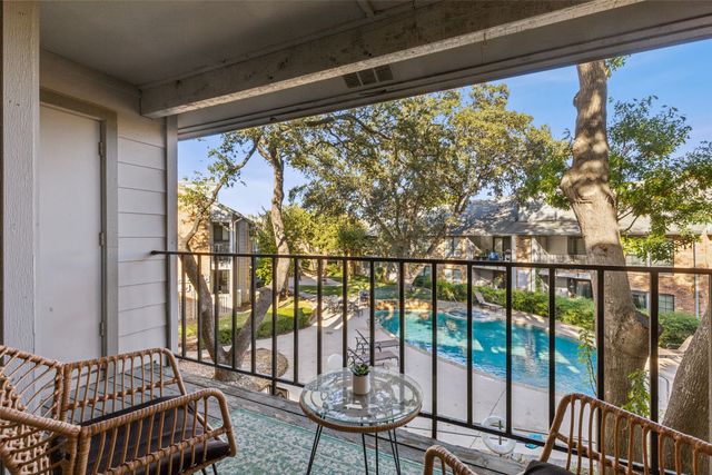 15151 Berry Trail 706, Dallas, TX 75248