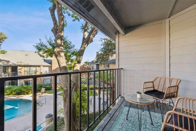 15151 Berry Trail 706, Dallas, TX 75248