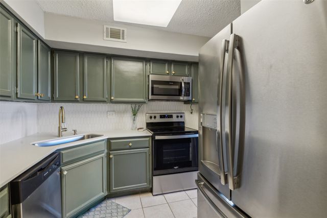 15151 Berry Trail 706, Dallas, TX 75248