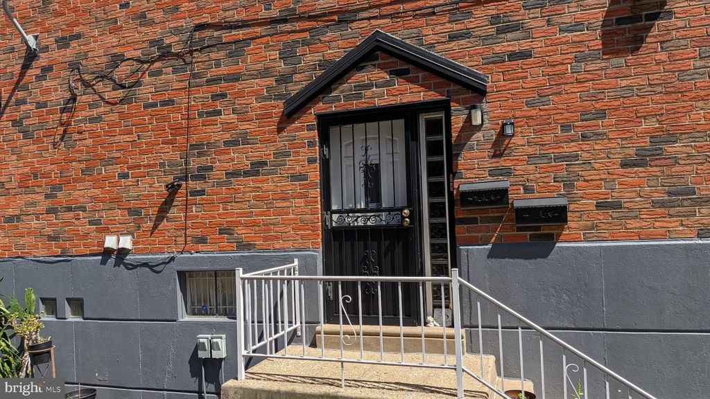 7405 LAPWING PL, PHILADELPHIA, PA 19153 — exterior