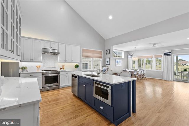 30 WILLOW OAK AVE, Ocean View, DE 19970