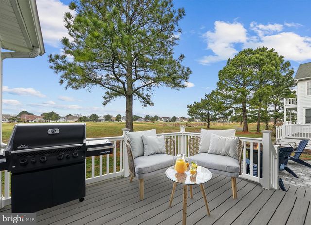 30 WILLOW OAK AVE, Ocean View, DE 19970