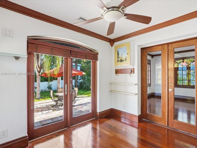 1137 Asturia Ave, Coral Gables, FL 33134