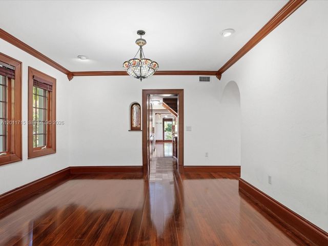 1137 Asturia Ave, Coral Gables, FL 33134
