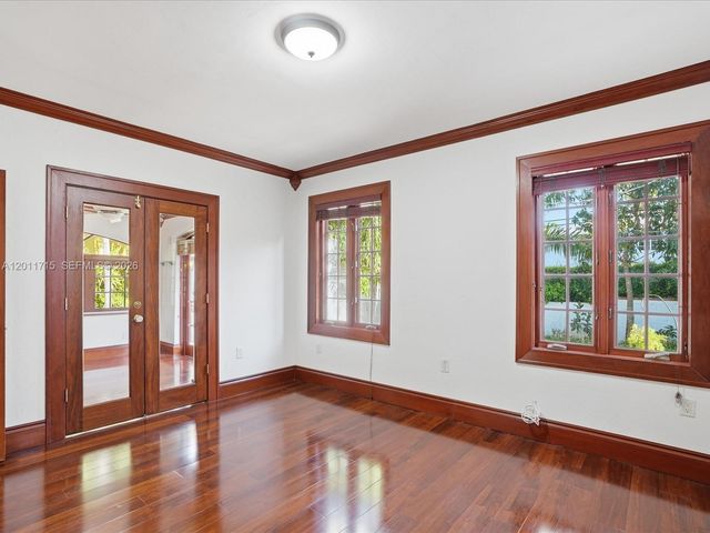 1137 Asturia Ave, Coral Gables, FL 33134