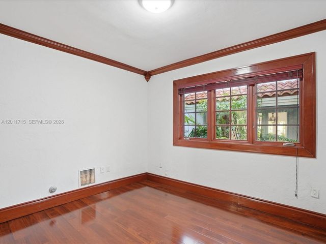 1137 Asturia Ave, Coral Gables, FL 33134