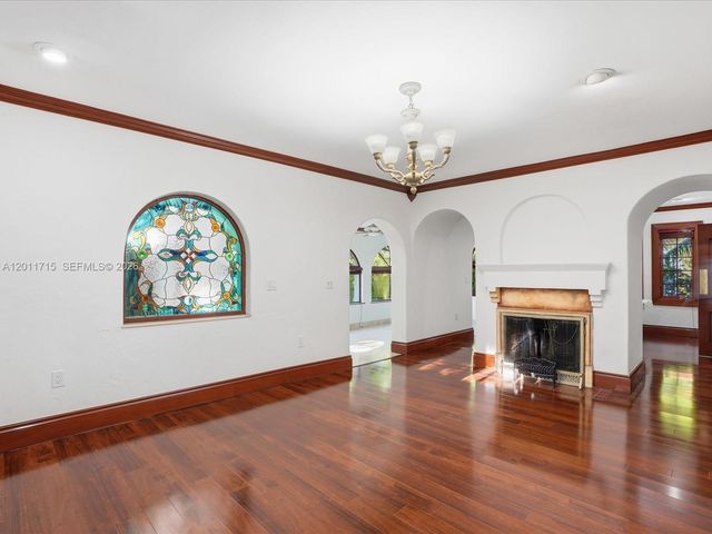 1137 Asturia Ave, Coral Gables, FL 33134