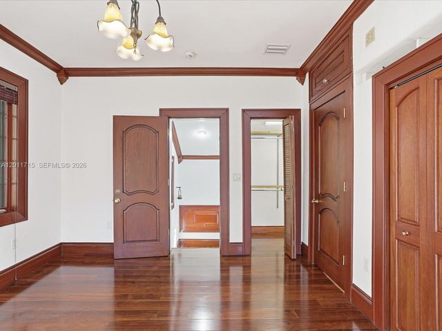 1137 Asturia Ave, Coral Gables, FL 33134