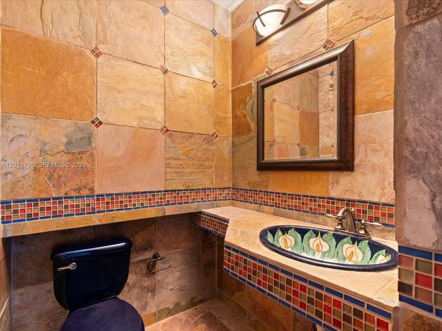 1137 Asturia Ave, Coral Gables, FL 33134
