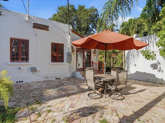 1137 Asturia Ave, Coral Gables, FL 33134