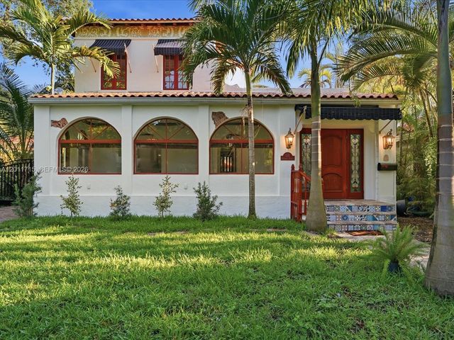 1137 Asturia Ave, Coral Gables, FL 33134