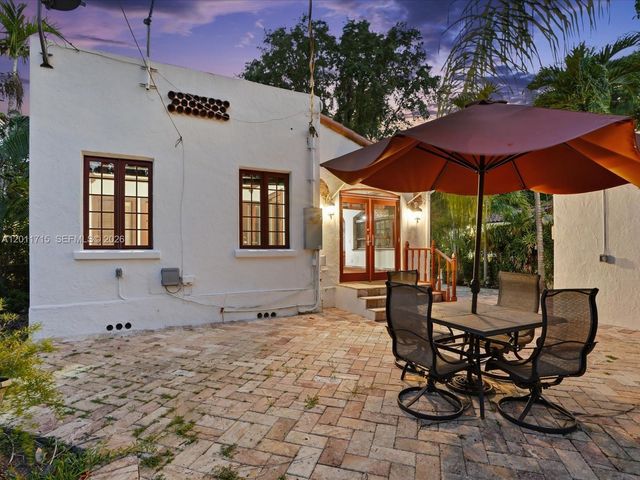 1137 Asturia Ave, Coral Gables, FL 33134