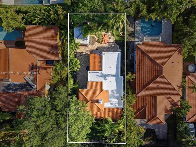 1137 Asturia Ave, Coral Gables, FL 33134