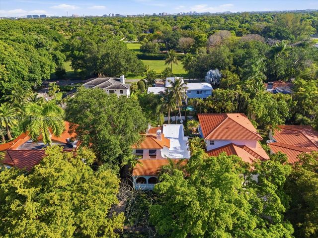 1137 Asturia Ave, Coral Gables, FL 33134