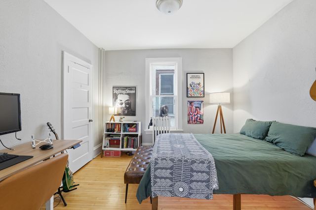 649 Madison Street NE, Minneapolis, MN 55413