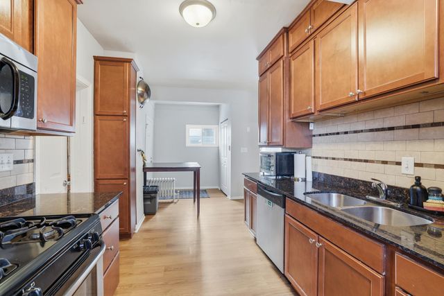 649 Madison Street NE, Minneapolis, MN 55413