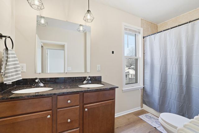 649 Madison Street NE, Minneapolis, MN 55413