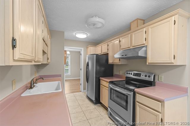 216 Fair Oaks Drive, Fayetteville, NC 28311