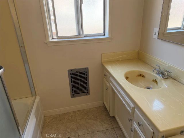 9065 Canterbury Avenue, Arleta, CA 91331