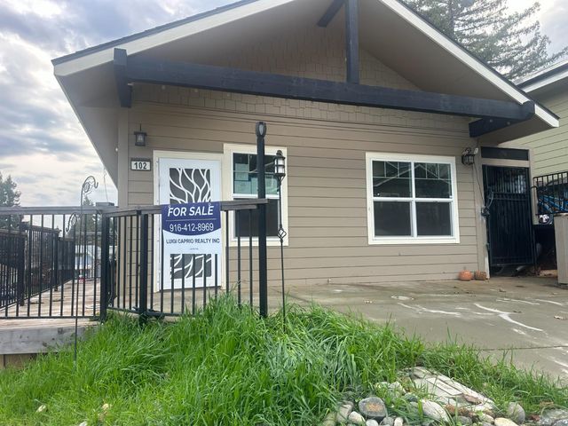 102 Shadow Wood Pl, Colfax, CA 95713