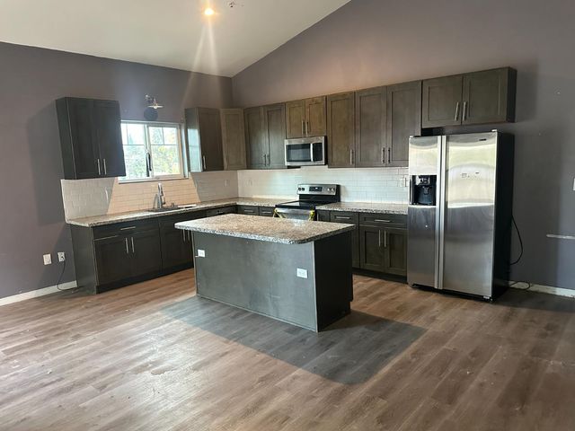 102 Shadow Wood Pl, Colfax, CA 95713