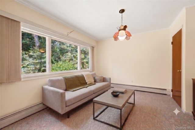 89 Burton Lane, Commack, NY 11725