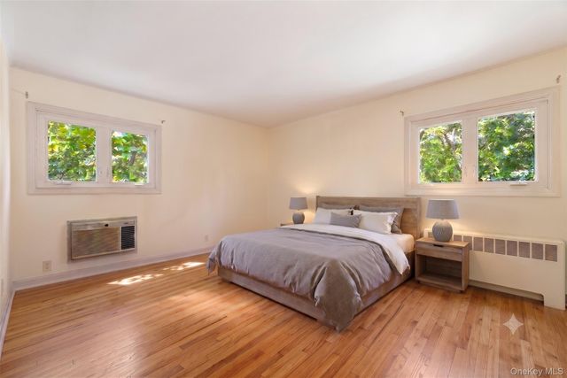 89 Burton Lane, Commack, NY 11725