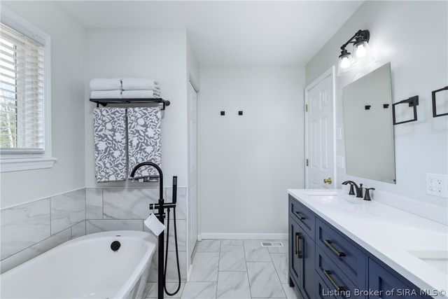 3221 Cummins Road, Borden, IN 47106