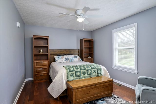 3221 Cummins Road, Borden, IN 47106