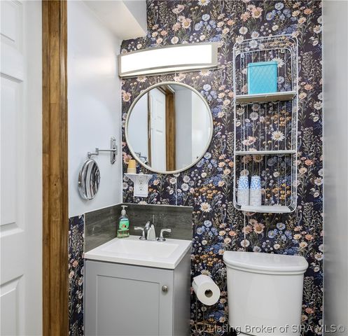 3221 Cummins Road, Borden, IN 47106