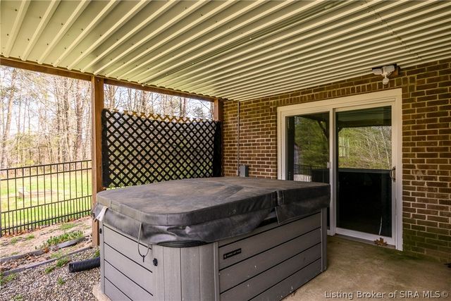 3221 Cummins Road, Borden, IN 47106