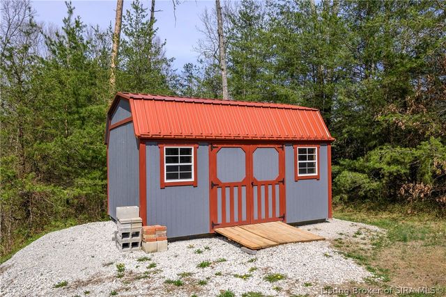 3221 Cummins Road, Borden, IN 47106